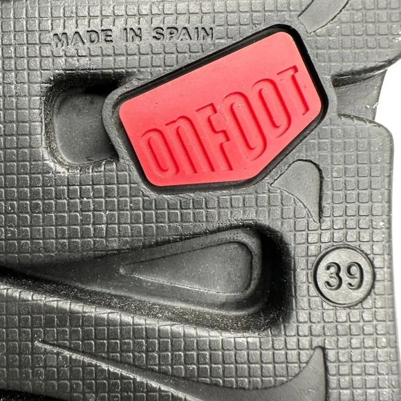 On Foot Women's Zen Boot in Black. Sz: 8 US/39 EU - Picture 11 of 13